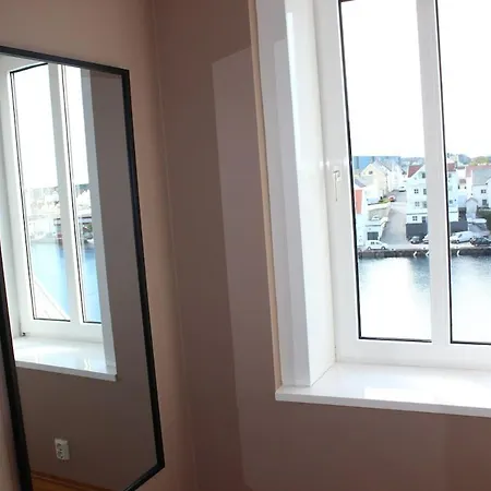 Apartment With Great Sea View *