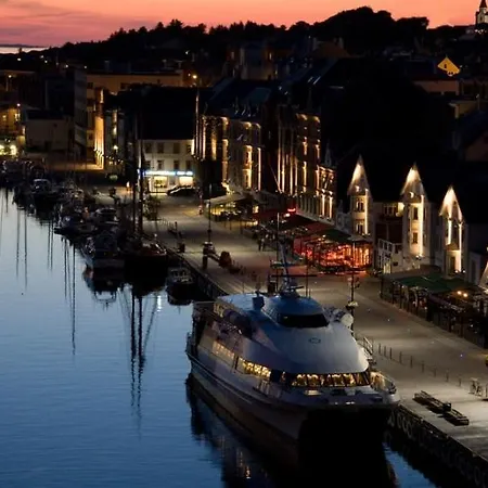 With Great Sea View Haugesund